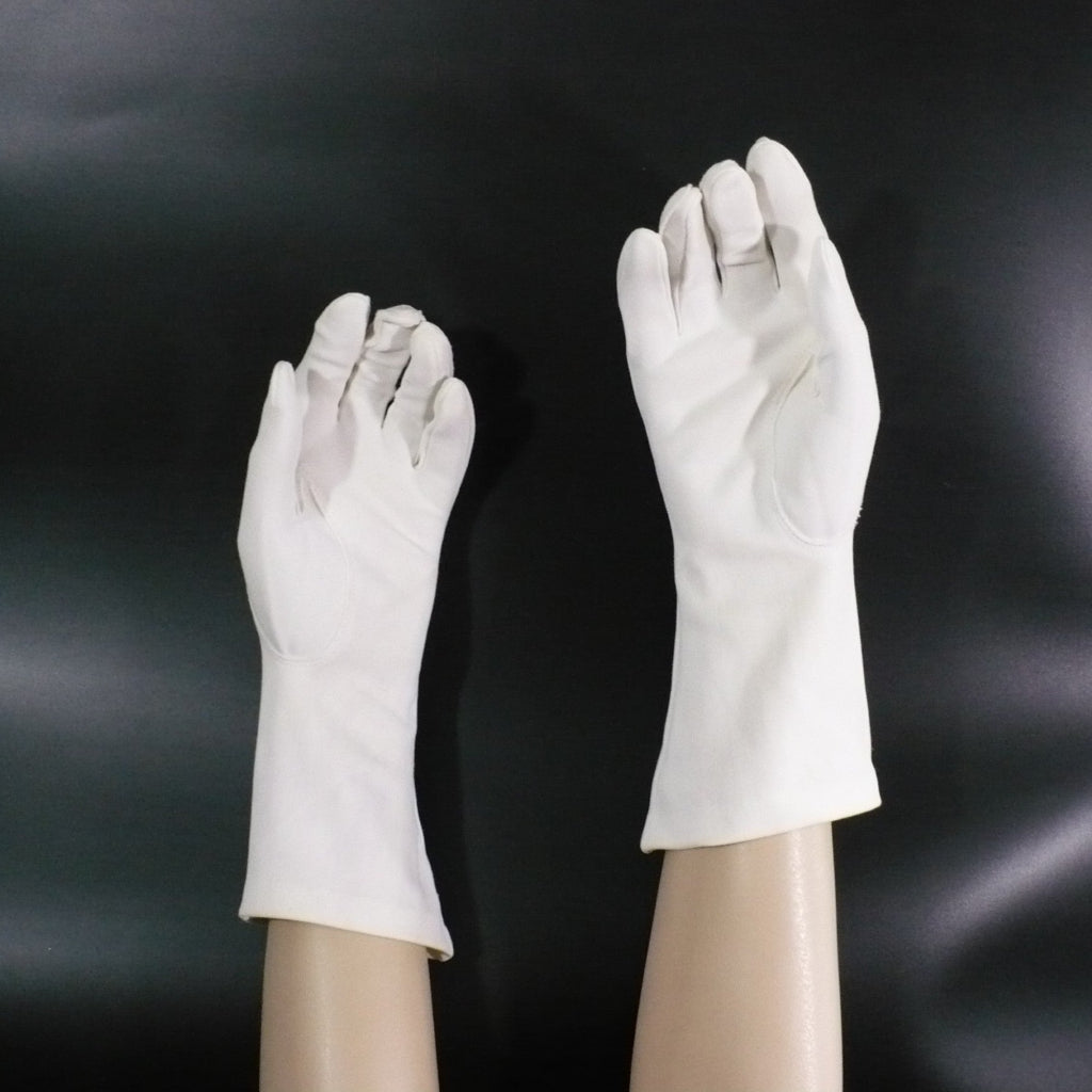 1950s Vintage White Nylon Slip-on Day Gloves Size 7 by Kayser.