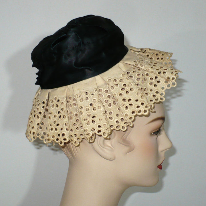 Antique Lady's Maid Mobcap.