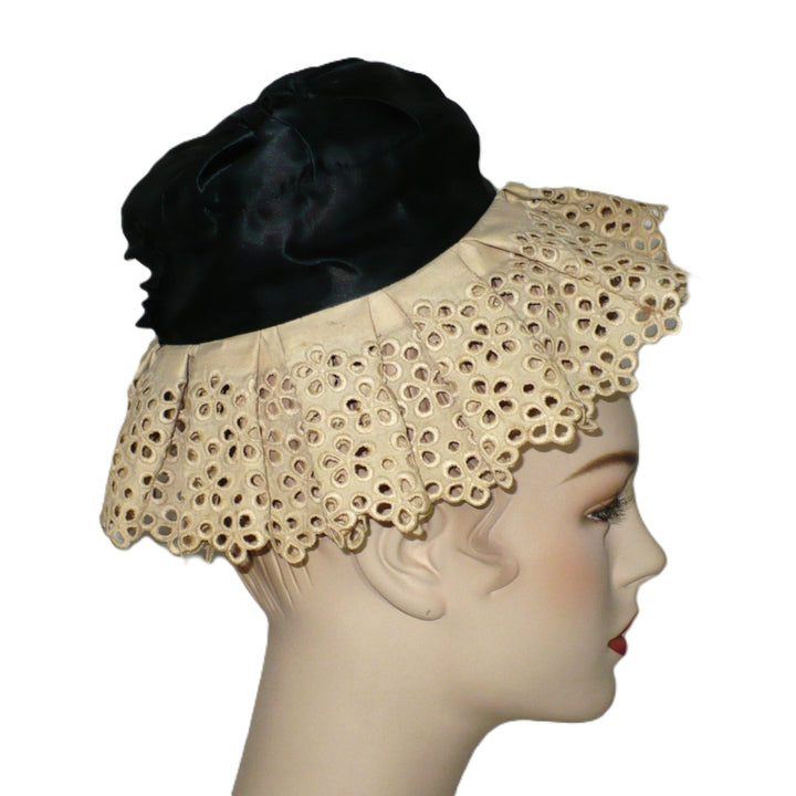 Antique Lady's Maid Mobcap.