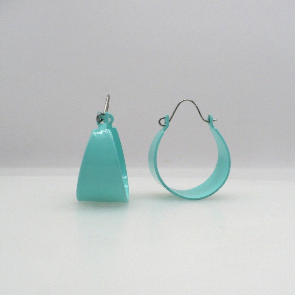 1980s Vintage Turquoise Tapered Enamel Hoop Earrings (3/4-inch)