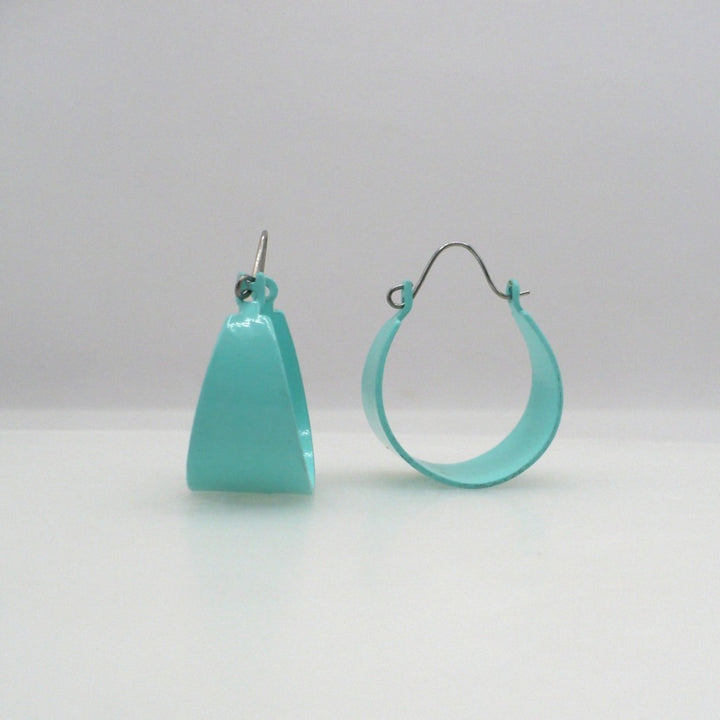 1980s Vintage Turquoise Tapered Enamel Hoop Earrings (3/4-inch)