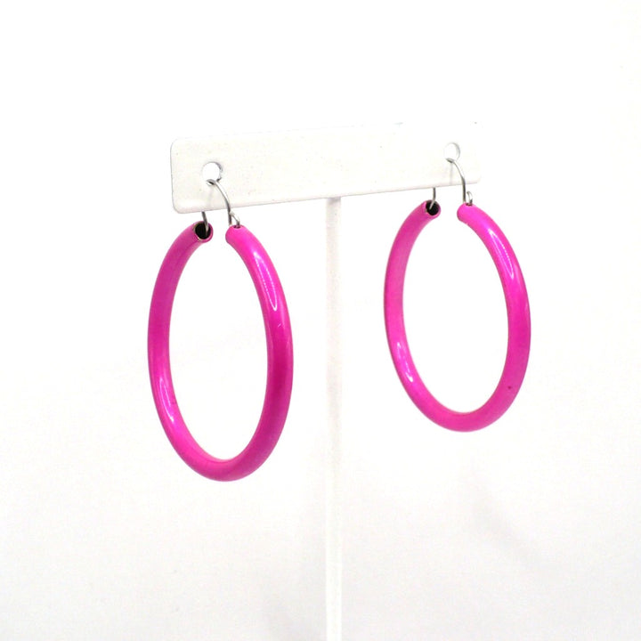 1980s Vintage Electric Pink Pop Art Hoop Earrings (1 3/4-inch)