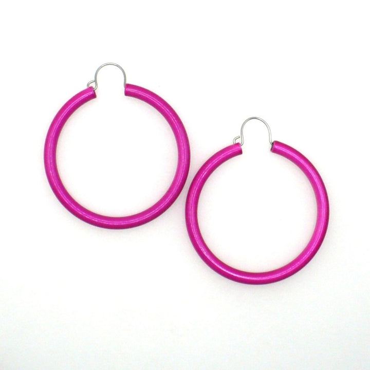 1980s Vintage Electric Pink Pop Art Hoop Earrings (1 3/4-inch)