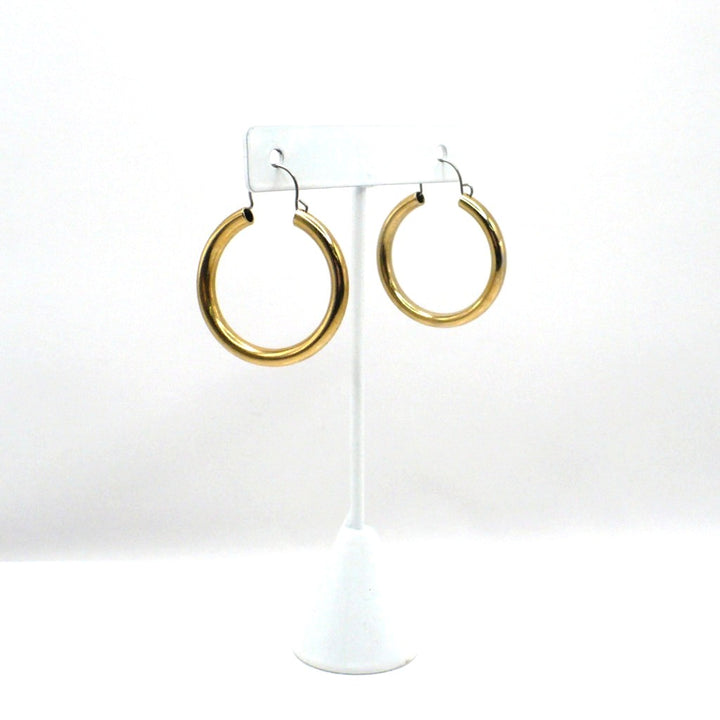 1980s Vintage Metallic Gold-tone Tubular Hoop Fashion Earrings (1 1/4-inch)