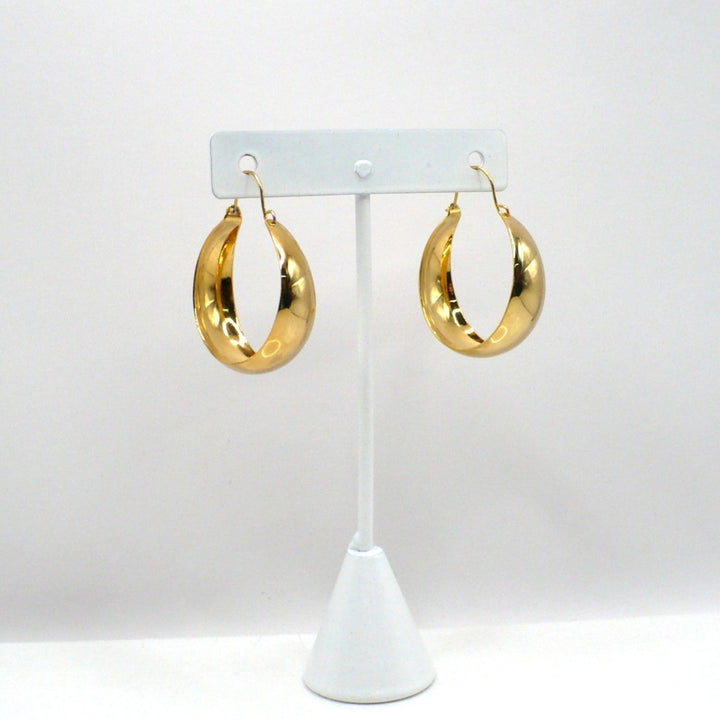 1980s Vintage Metallic Gold-tone Tapered Hoop Fashion Earrings (1 1/4-inch)
