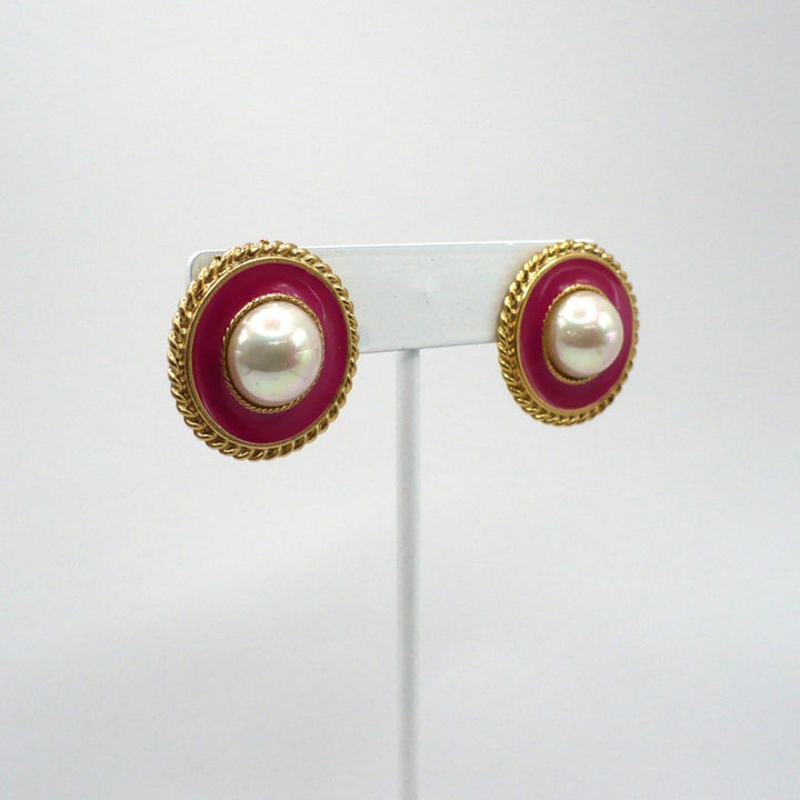 1980s Vintage Country Club Coquette Gold-Tone Pink-n-Pearl Fashion Earrings
