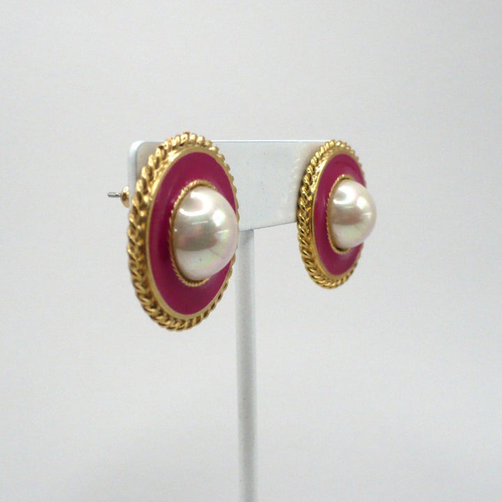 1980s Vintage Country Club Coquette Gold-Tone Pink-n-Pearl Fashion Earrings