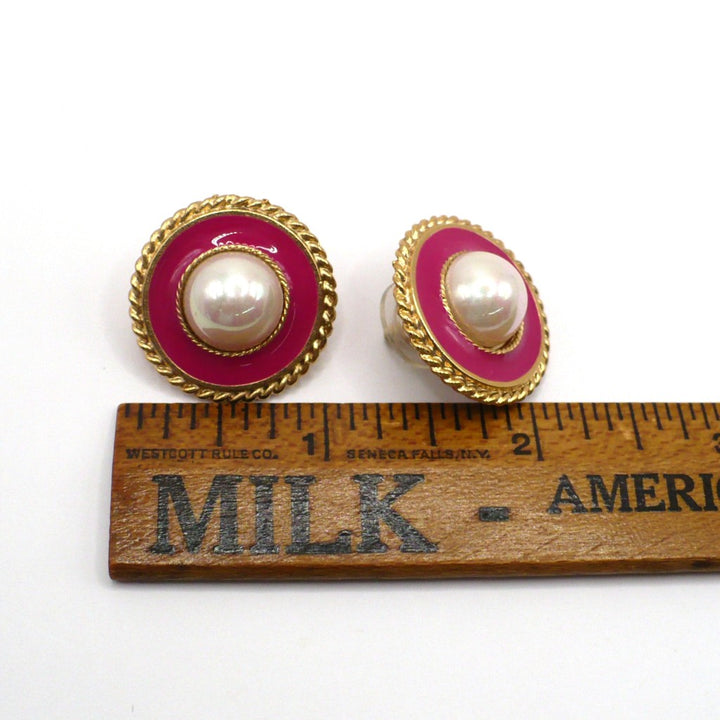 1980s Vintage Country Club Coquette Gold-Tone Pink-n-Pearl Fashion Earrings