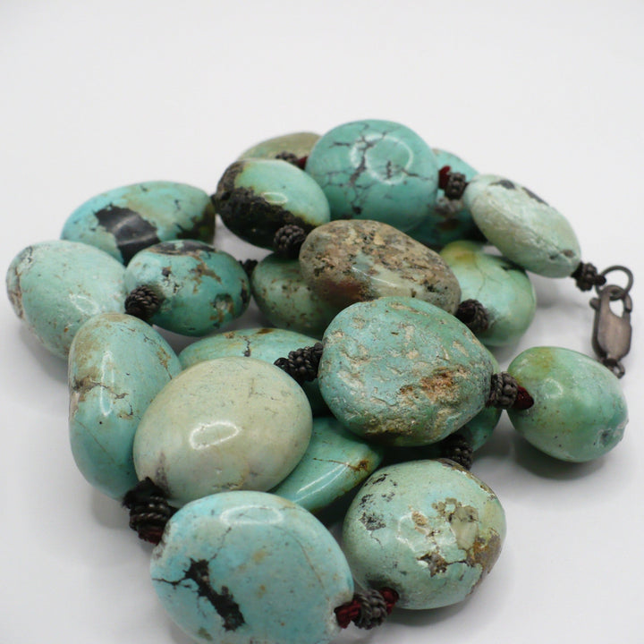 1970s Vintage Chunky Hubei Turquoise Nuggets Sterling Beaded Necklace detail.