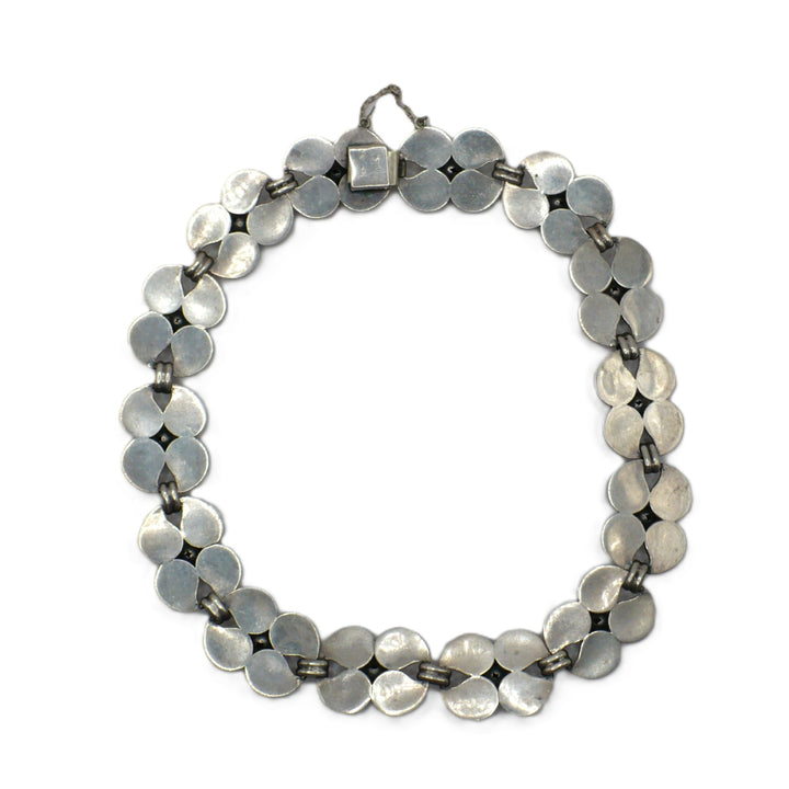 Back side of 1950 Vintage Silver Modernist Industria Argentina Choker Necklace USI.
