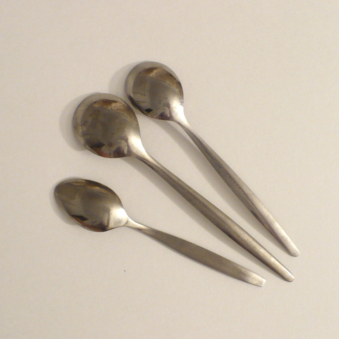 Línea Aérea Nacional Chile Three Spoon Set (LAN), backs.