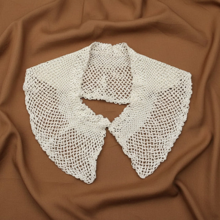 1930s Vintage Ecru Crochet Lace Collar; Great Depression.