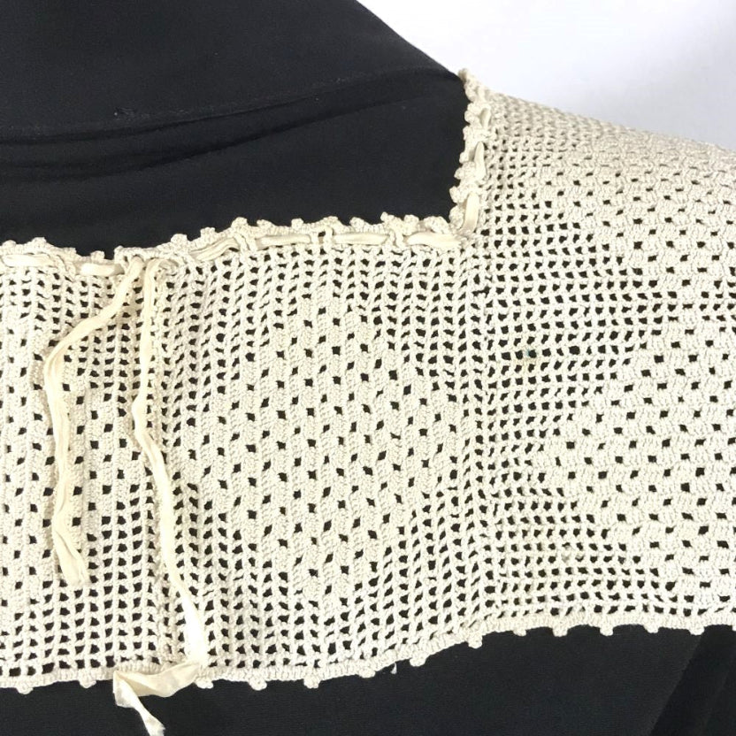 1916-1920s Crochet Lace Yoke Collar.