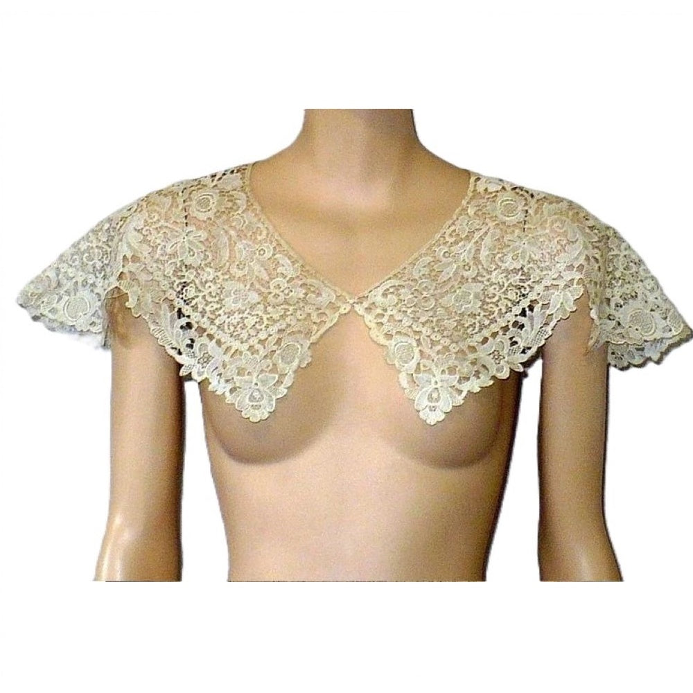 Collar.
