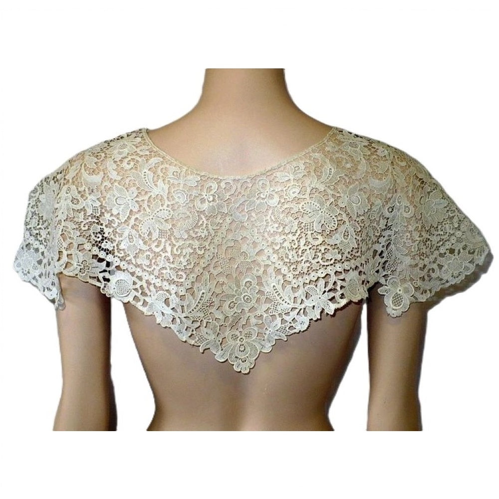 Collar.