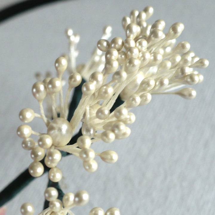 1930s Vintage White Millinery Supply Pips Stamens.