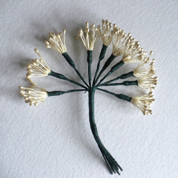 1930s Vintage Antique White Millinery Pips Stamens