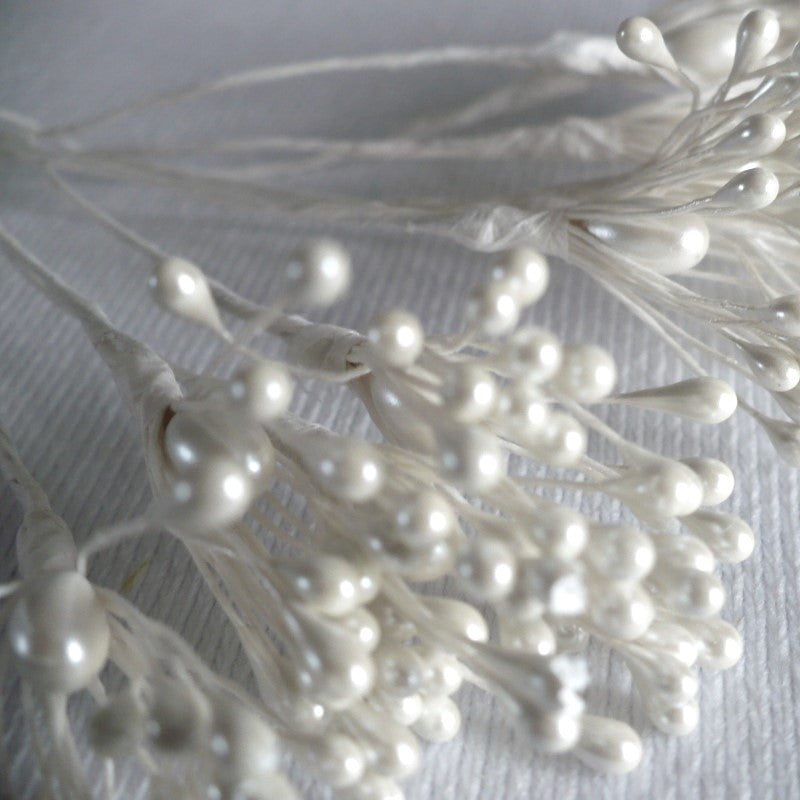 1960s Vintage Bright White Pips Stamens Millinery Supply.