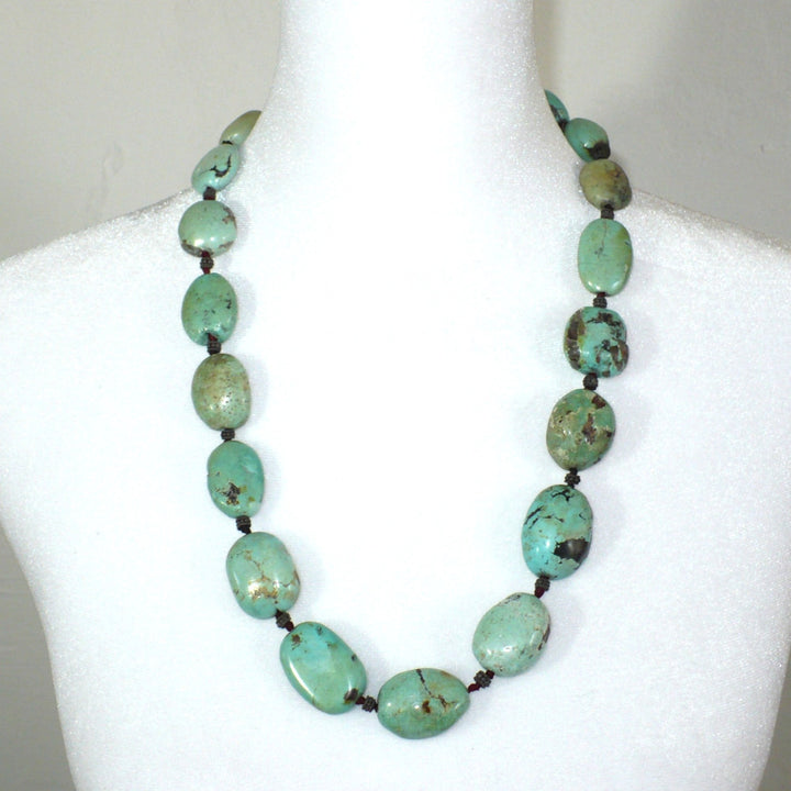 turqouise necklace.