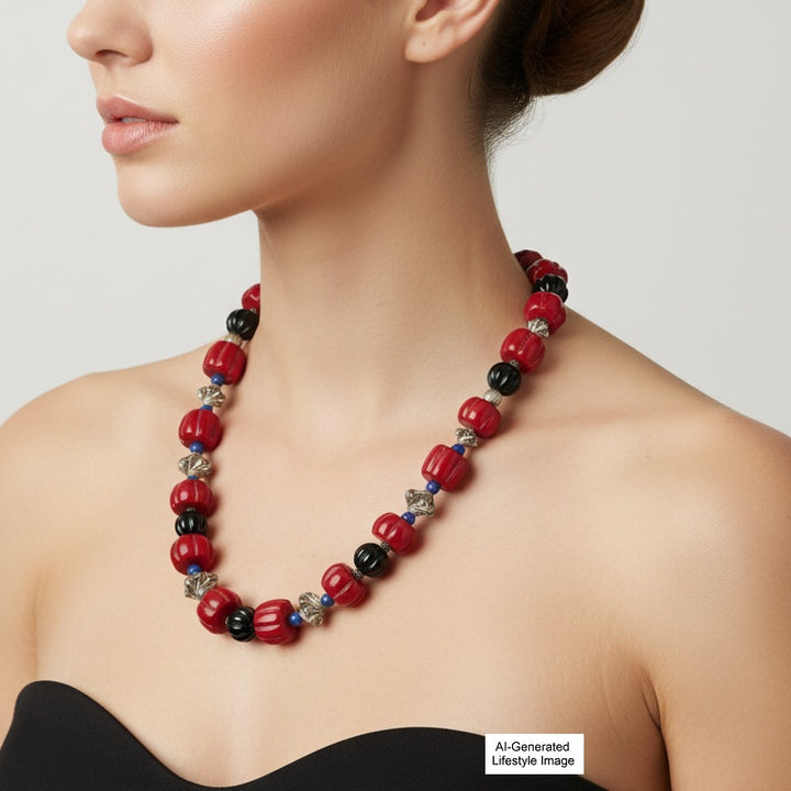 1970s Vintage Red Coral & Lapis Bead Necklace 25"