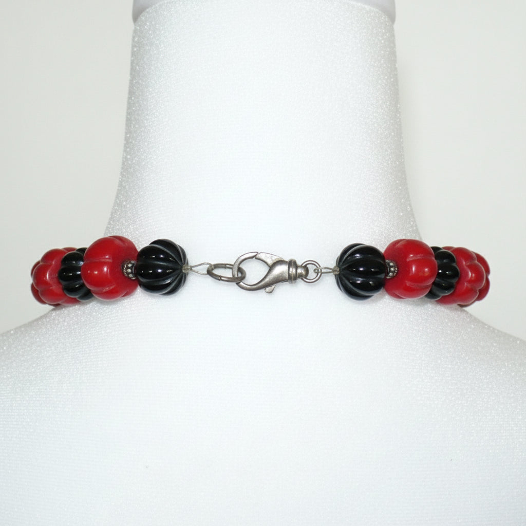 1970 Vintage Red Bamboo Coral, Onyx & Lapis Lazuli Beaded Necklace lobster clasp.