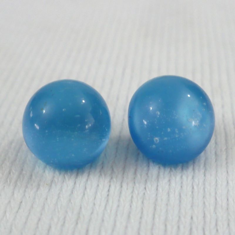 16L Blue Glass Shank Buttons