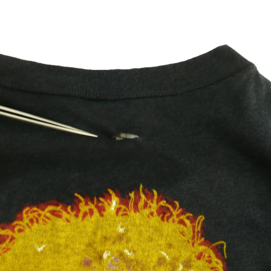 Small Vintage 1984/85 Twisted Sister Stay Hungry Tour T-Shirt  - enlarged image of hole in the back by collar.