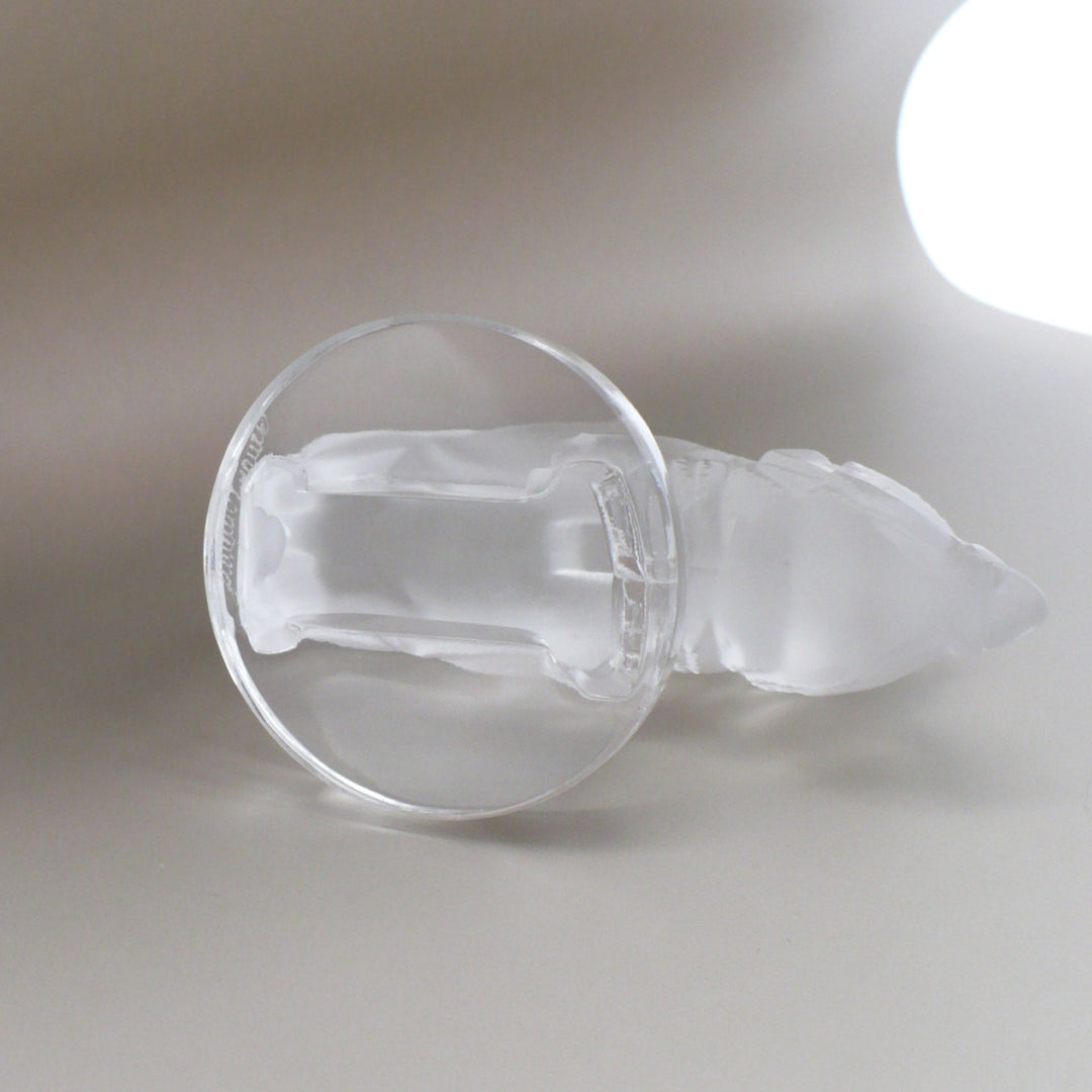 A frosted glass sculpture of Lalique Sanglier Bouchon de Radiateur: Wild Boar Car Mascot, view of base.