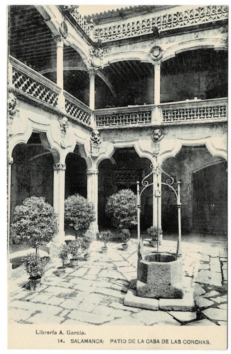 1909 House of Shells Courtyard Salamanca Spain Vintage Postcard