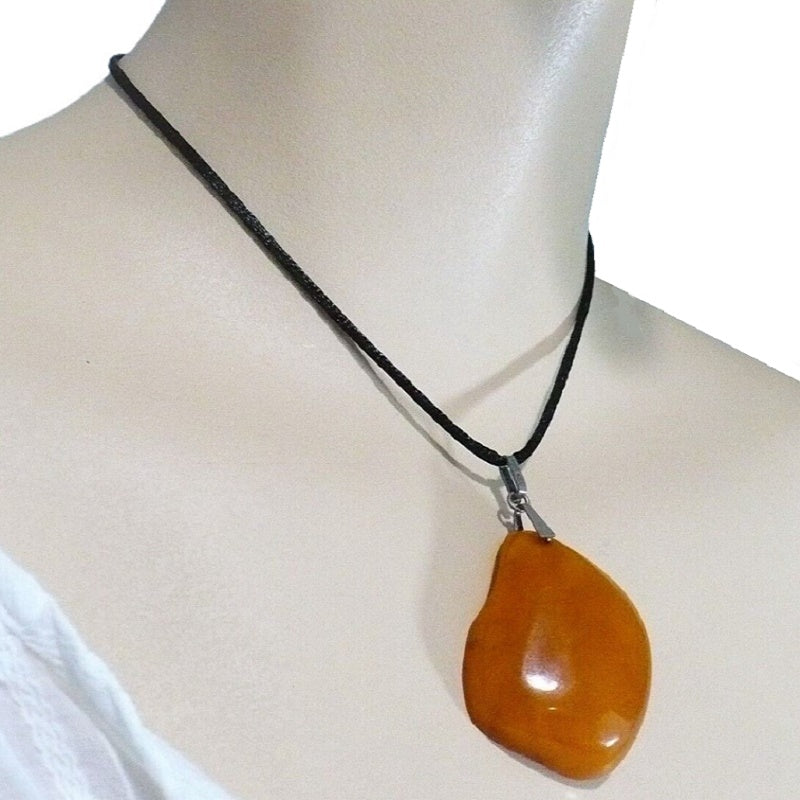 Large 1950s Vintage Soviet Baltic Amber Pendant, 11 gms.