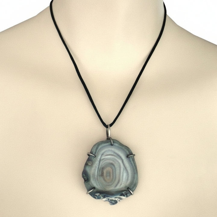 1960s Chalcedony Rose Druzy Pendant