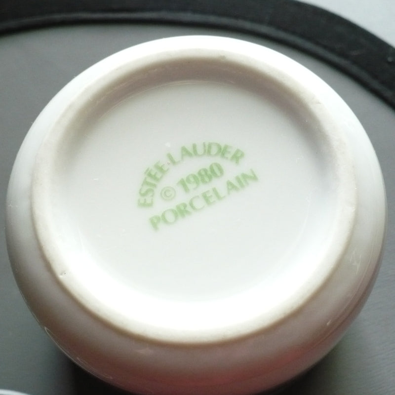 1980 Estée Lauder Rural Folk Art Porcelain Trinket Dish.