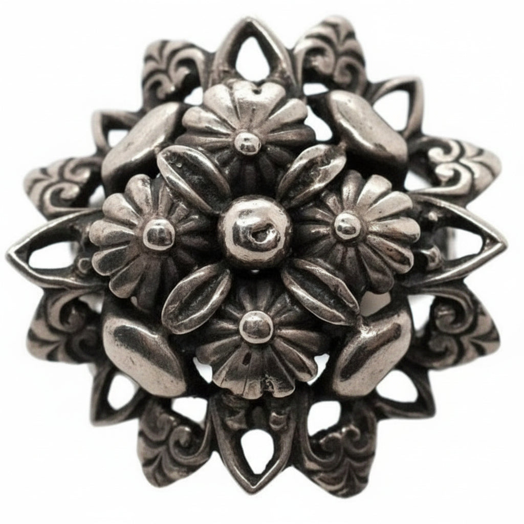 Face of Vintage Silver Cannetille Floral Ring with white background.