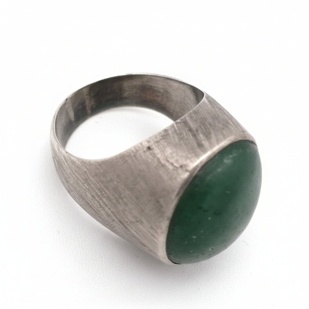 Size 8 Mens 1960s Aventurine Ring, Sterling Silver Modernist Dome Ring.