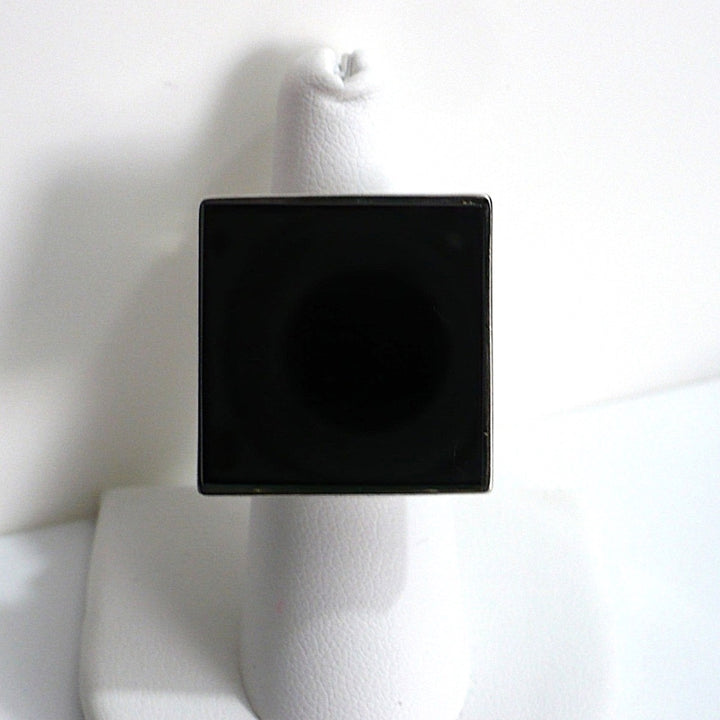 S’Paliu black onyx ring on ring holder.