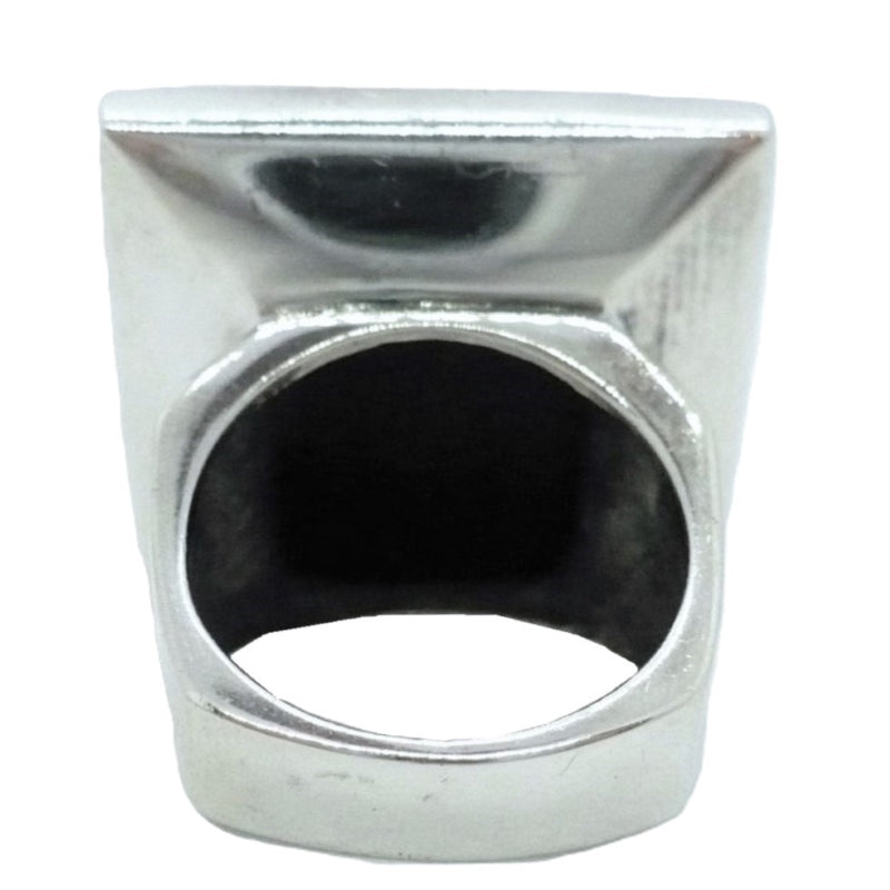 S’Paliu black onyx ring.