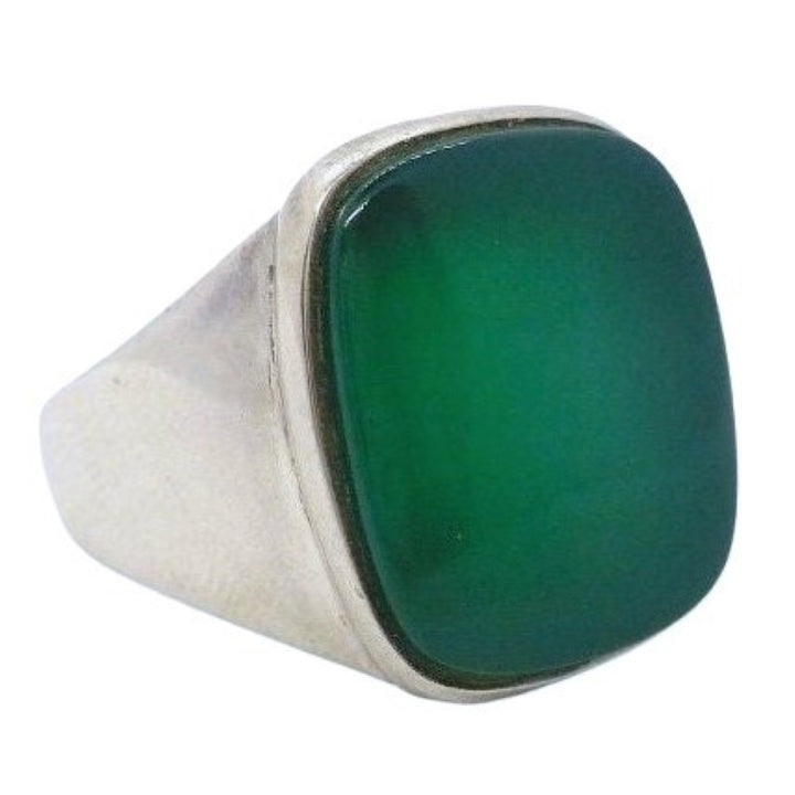 S’Paliu signet ring.
