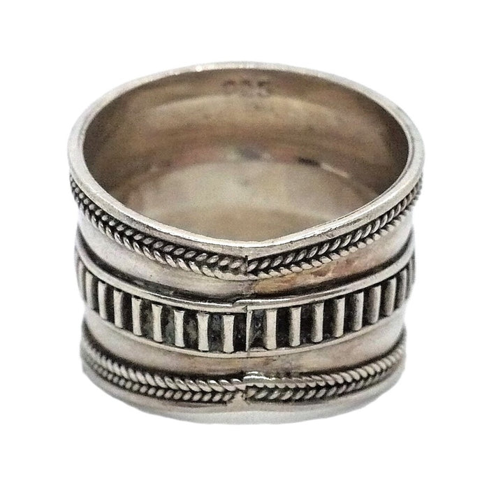 Vintage 1980s Roman-Inspired Sterling Silver Thumb Ring back view shows resizing seam.