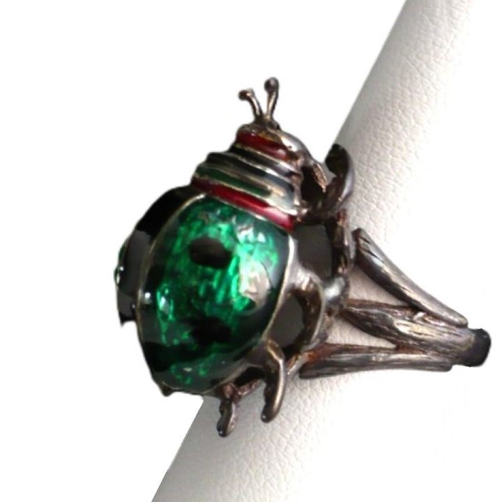 1950s Vintage Beetle Insect Ring in Silver with Green Enamel Wings.