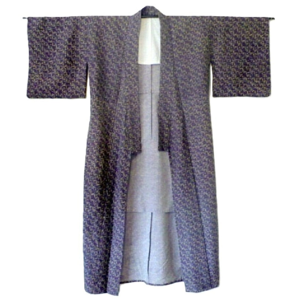 Shōwa Period Hand-Stitched Rayon Chirimen Kimono.