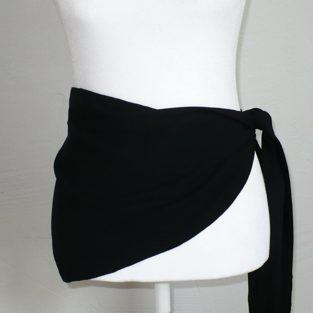 1940s Vintage Black Pebble Crepe Rayon Sash.