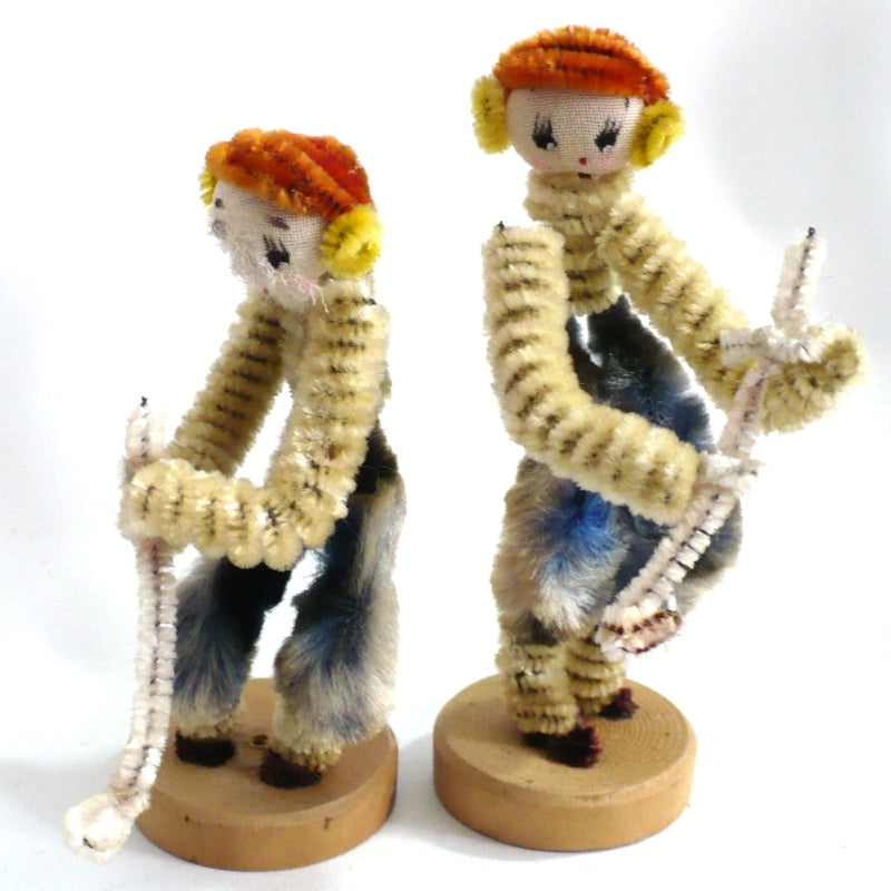 1950s Japan Pipe Cleaner Golfer Dolls – Vintage Chenille Bendy Dolls.