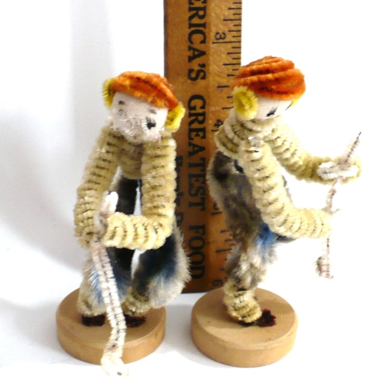 1950s Japan Pipe Cleaner Golfer Dolls – Vintage Chenille Bendy Dolls.