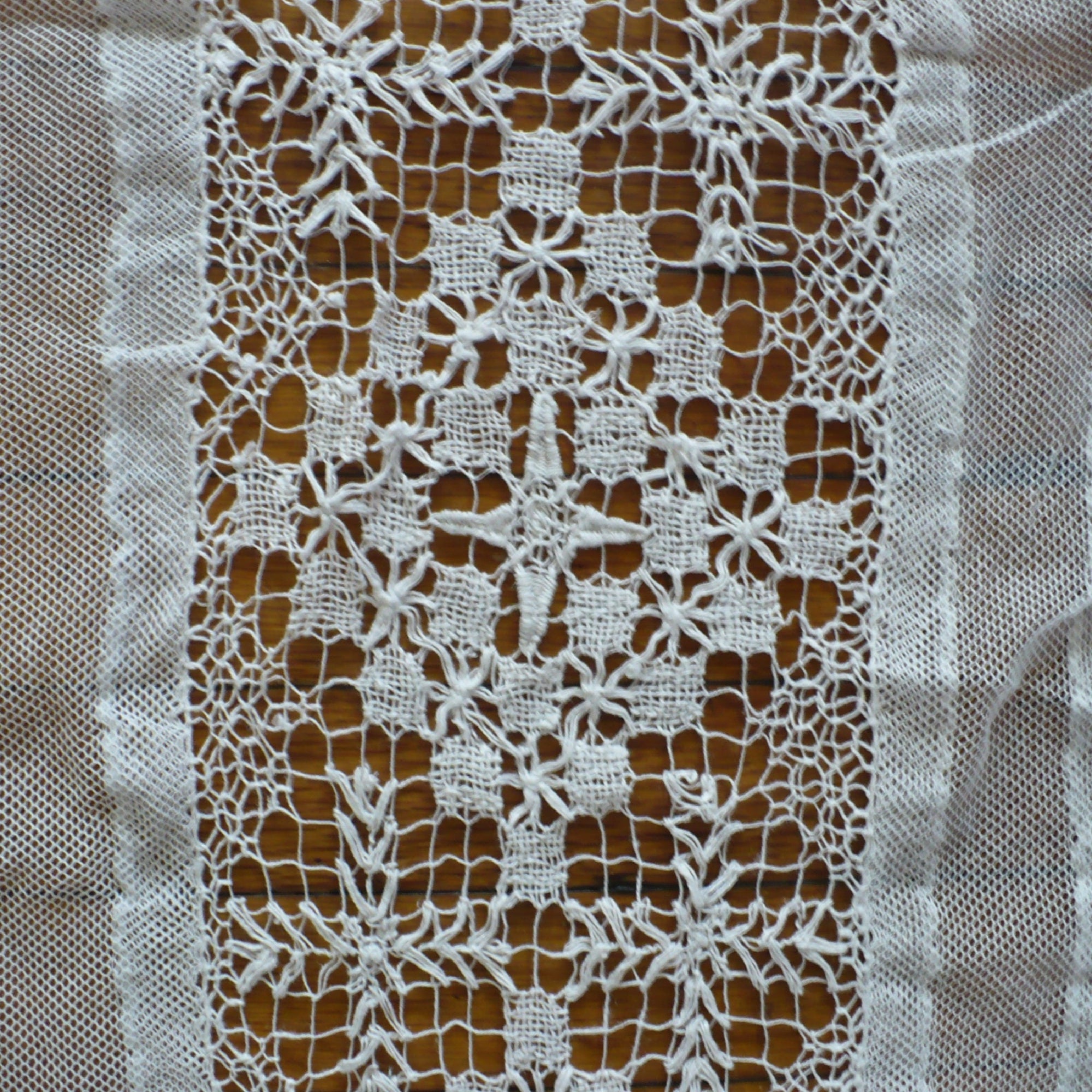 Long Victorian Filet Lace Curtains – Get Lucky Vintage