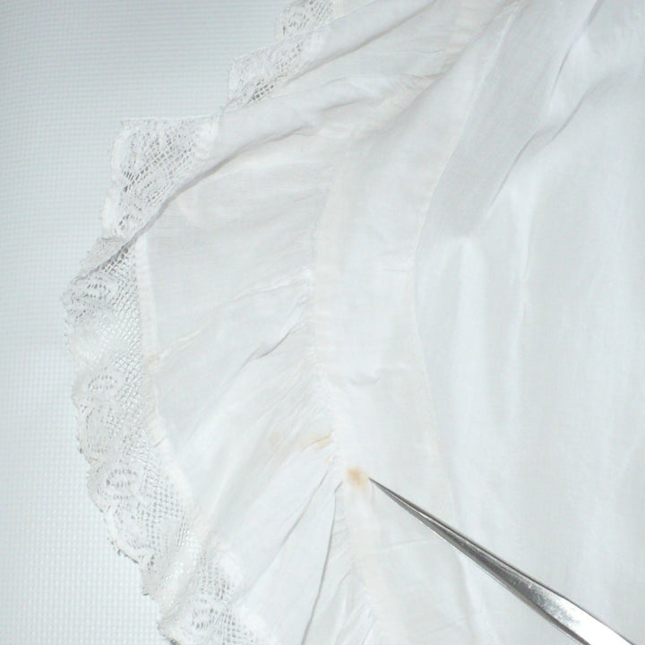 Apron.