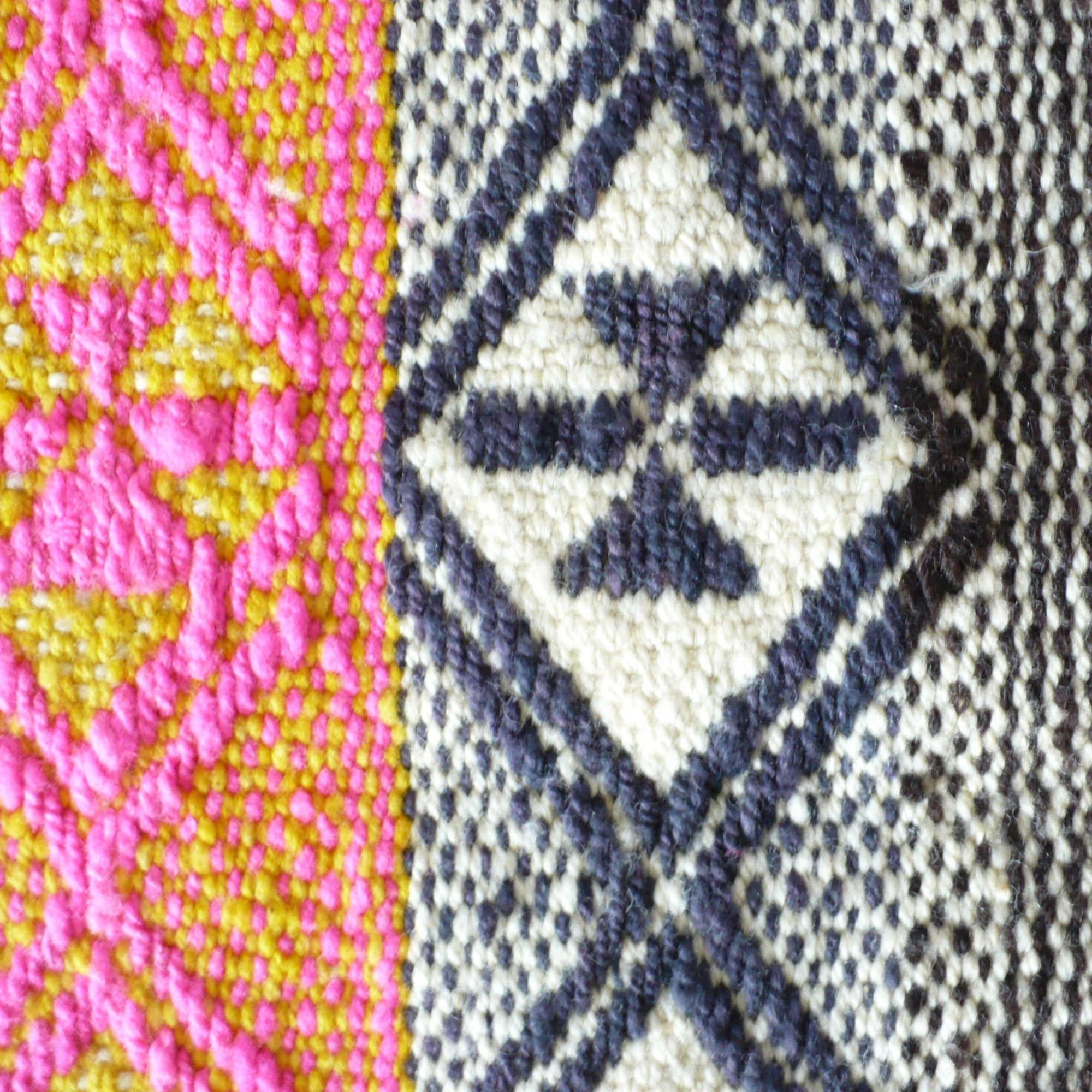Hero Slide Image of closeup of Mapuche Textile weaving.