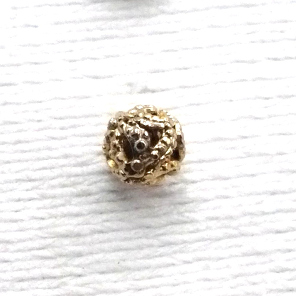 Vintage tie tack with chain and bar.