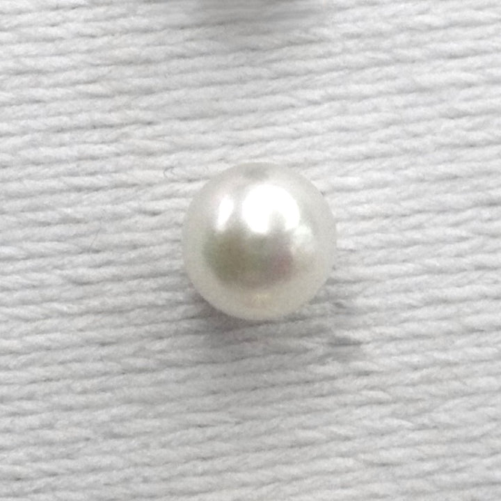 Vintage tie tack with chain and bar.