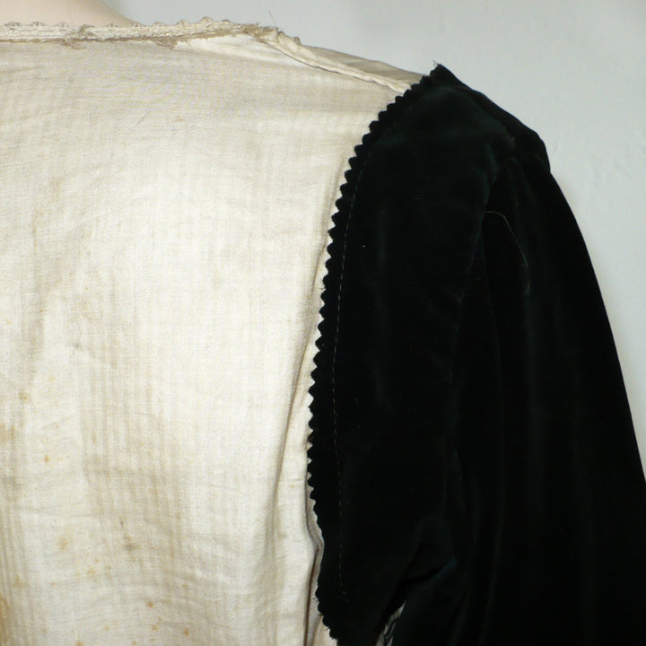 1900s Aesthetic Reform Dress Foundation Inner Bodice Blouse, sleeve construction seam detail.