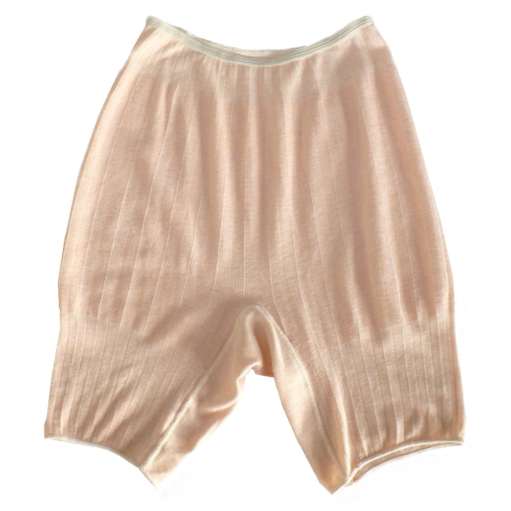 1930s Vintage Warm Tuckstitch Snuggies Long Leg Panties  front view laying flat.